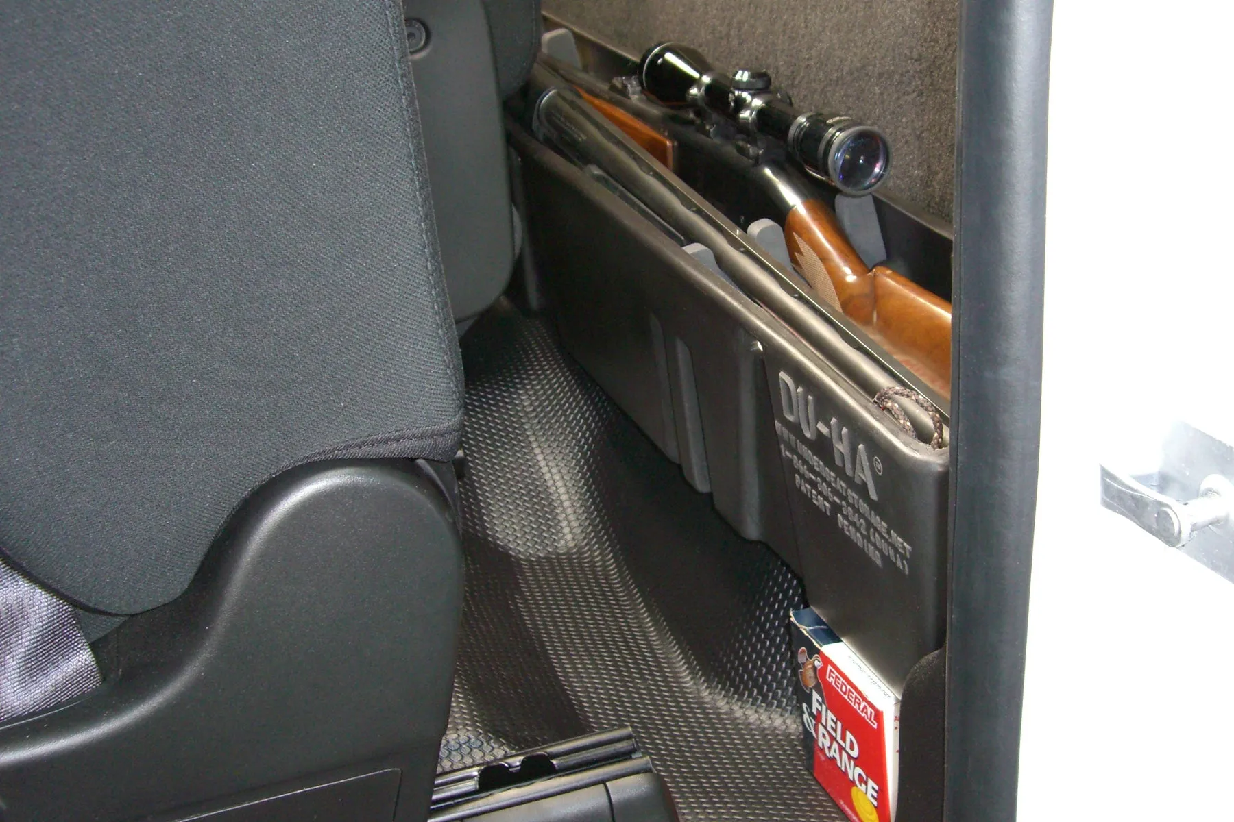 DU-HA 10058 DU-HA® Behind The Seat Storage; Incl. Gun Rack/Organizer; Black;